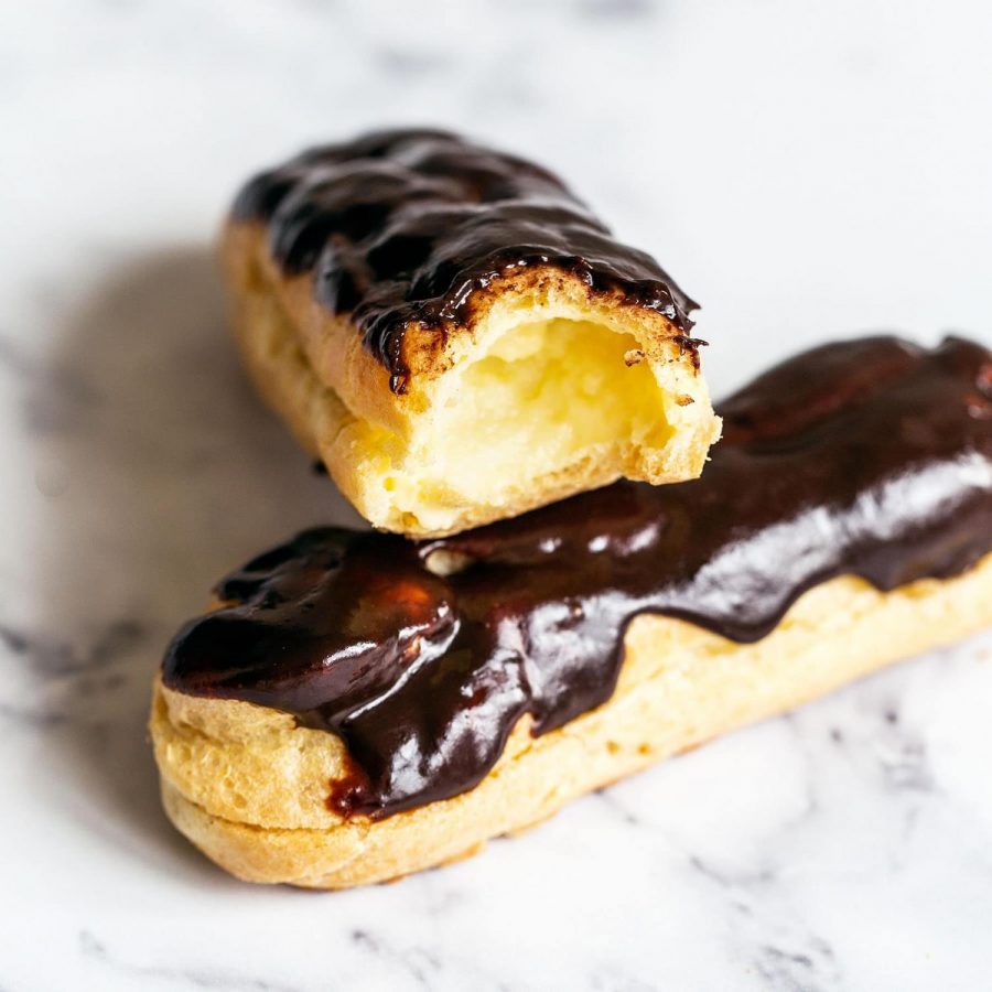 Eclairs%3A+Delicious+Elegance