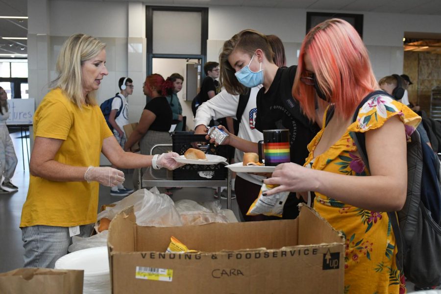 Students line up for lunch in the commons. This year, lunches are free and funded entirely by the government.