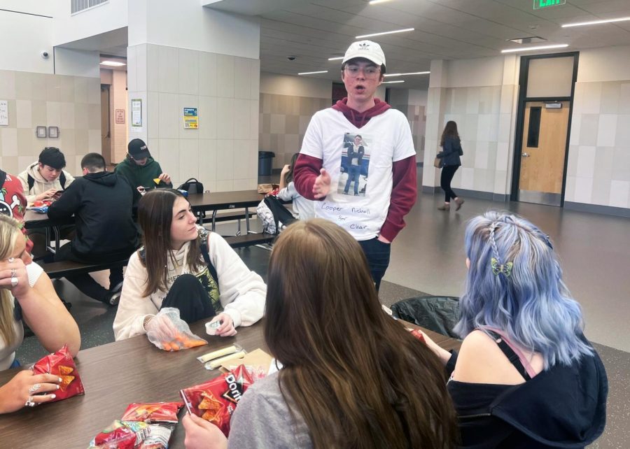 Cooper Nicholl, a candidate for next years Student Body Financial Chair, spent time during lunch discussing his platform with students.