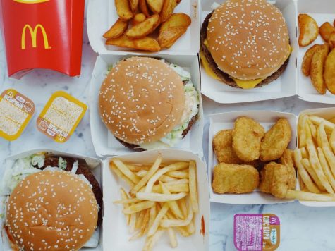 Why Teens Should Limit Fast Food In Their Diet