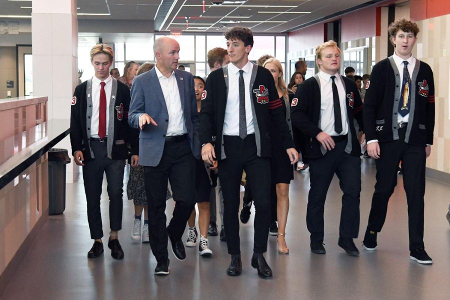 Utah Governor Spencer Cox visited Alta Thursday afternoon. Led by Student Body President Zach Scheffner, the Governor made his way to the Hawk Gallery where he fielded questions from Student Government.