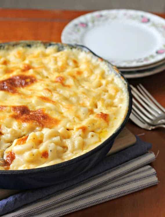 Mac+and+Cheese+is+a+favorite+comfort+food.+With+the+late+winter+and+seemingly+no+spring%2C+mix+up+some+comfort+food+one+of+these+days.