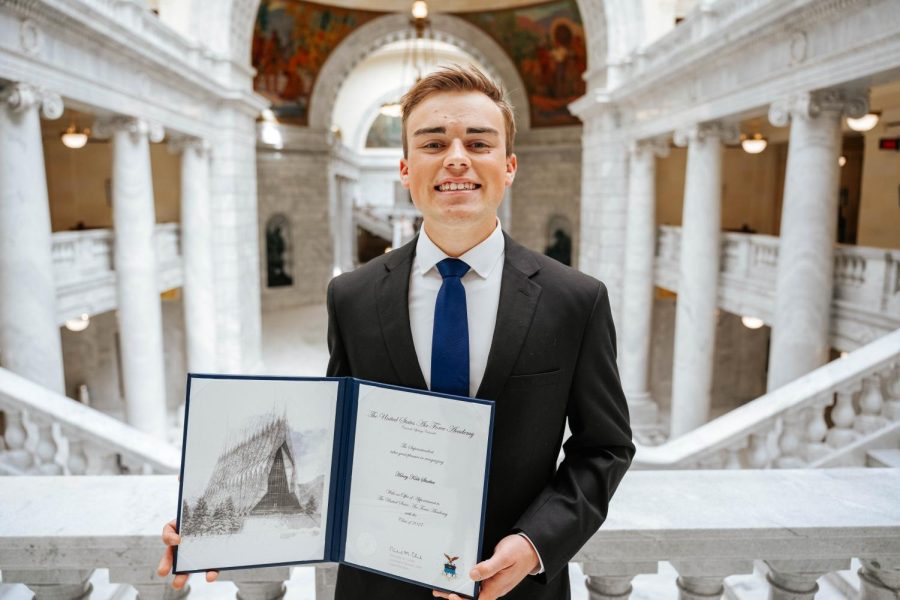 Senior Henry Stueber is off to the Airforce Academy in Colorado Springs at the end of June. Henry believes he has the passion and perseverance, the grit to reach is long term goals of becoming a pilot or developmental engineer.